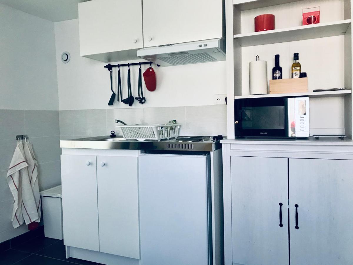 Guesthouse La Costiere - Logements Independants - Espace Piscine Jacuzzi 吕内尔 外观 照片