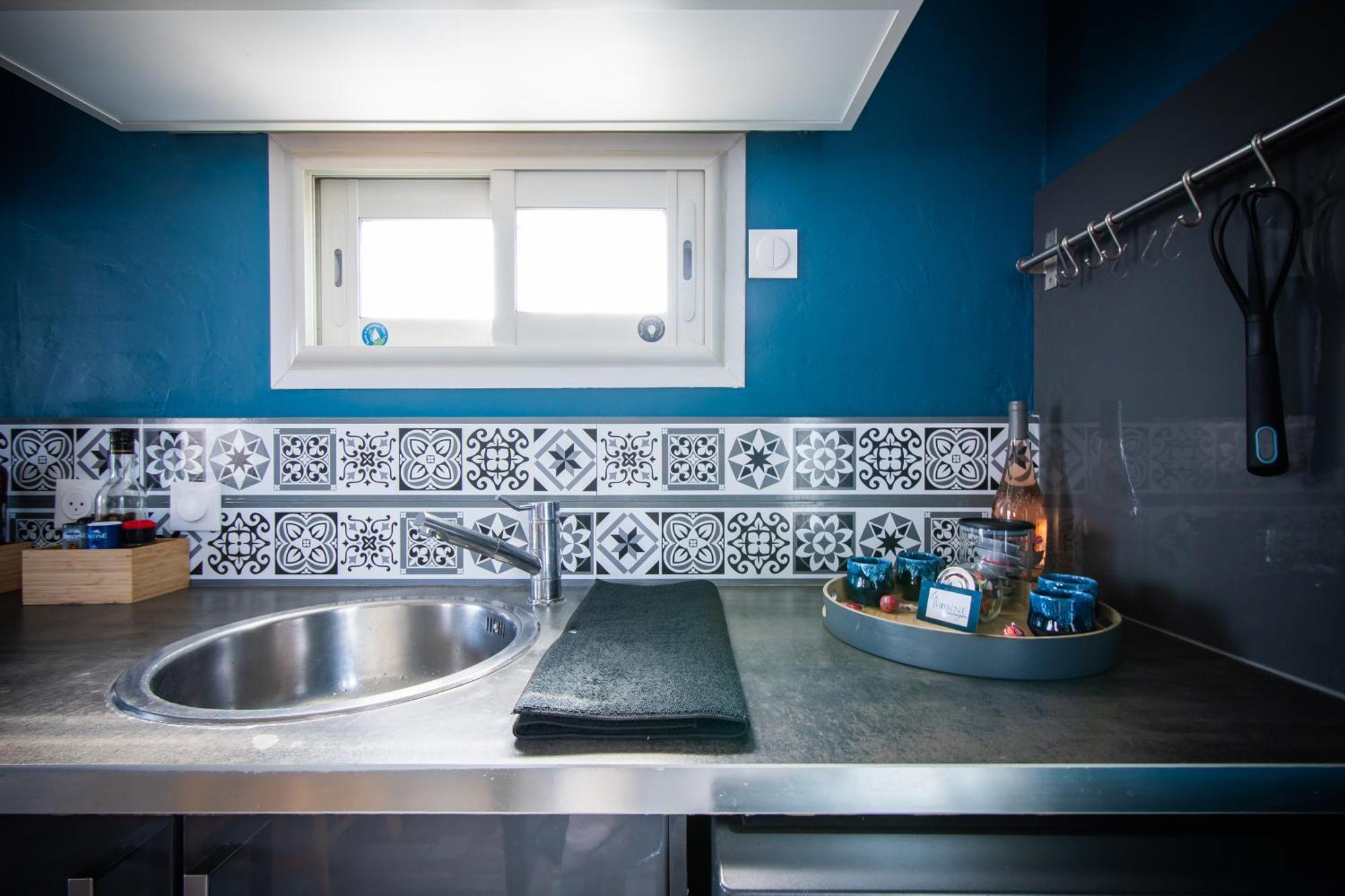 Guesthouse La Costiere - Logements Independants - Espace Piscine Jacuzzi 吕内尔 外观 照片