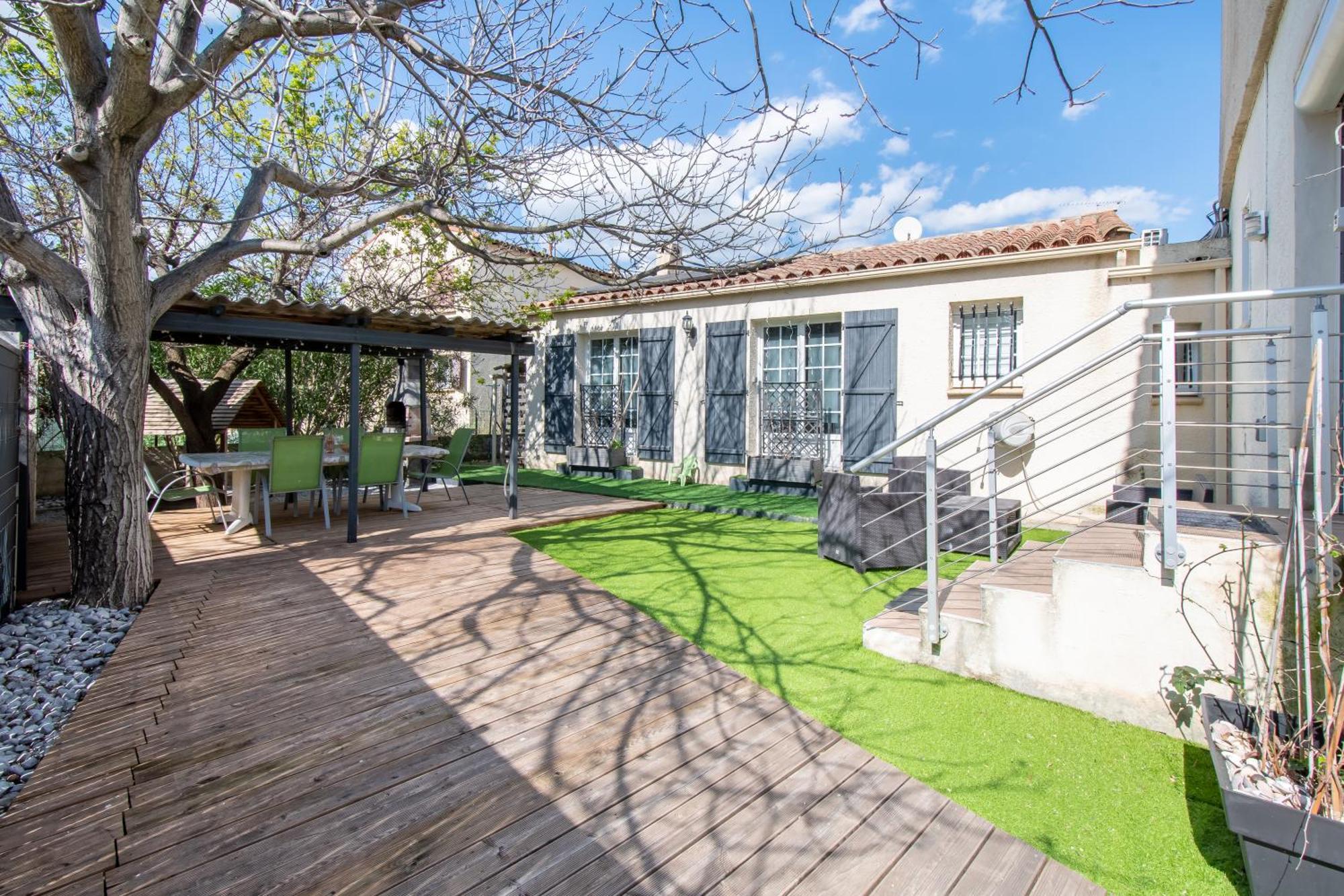 Guesthouse La Costiere - Logements Independants - Espace Piscine Jacuzzi 吕内尔 外观 照片
